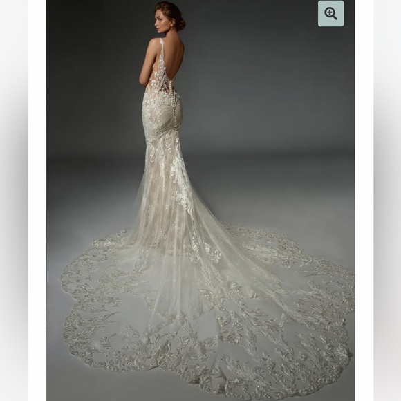 Size 14 Elysee Francoise Wedding Gown - Picture 10 of 10